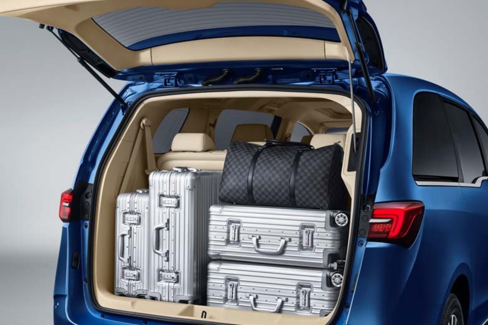 2024款别克GL8陸上公(gōng)務(wù)艙