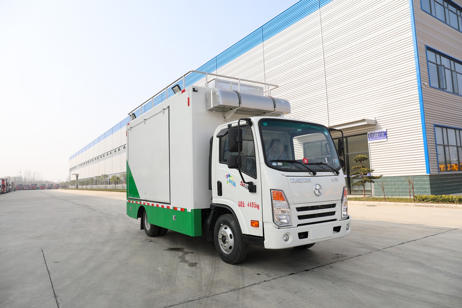 大運奧普力國(guó)六雲内126馬力移動餐車(chē) 