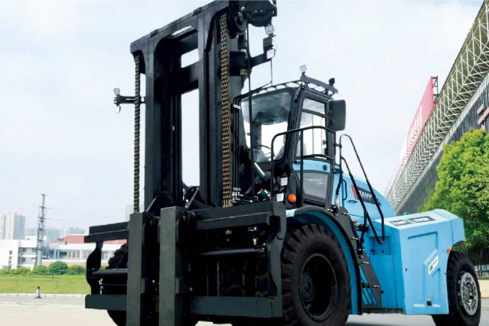 三一 平衡重式叉車(chē) SCP250V5