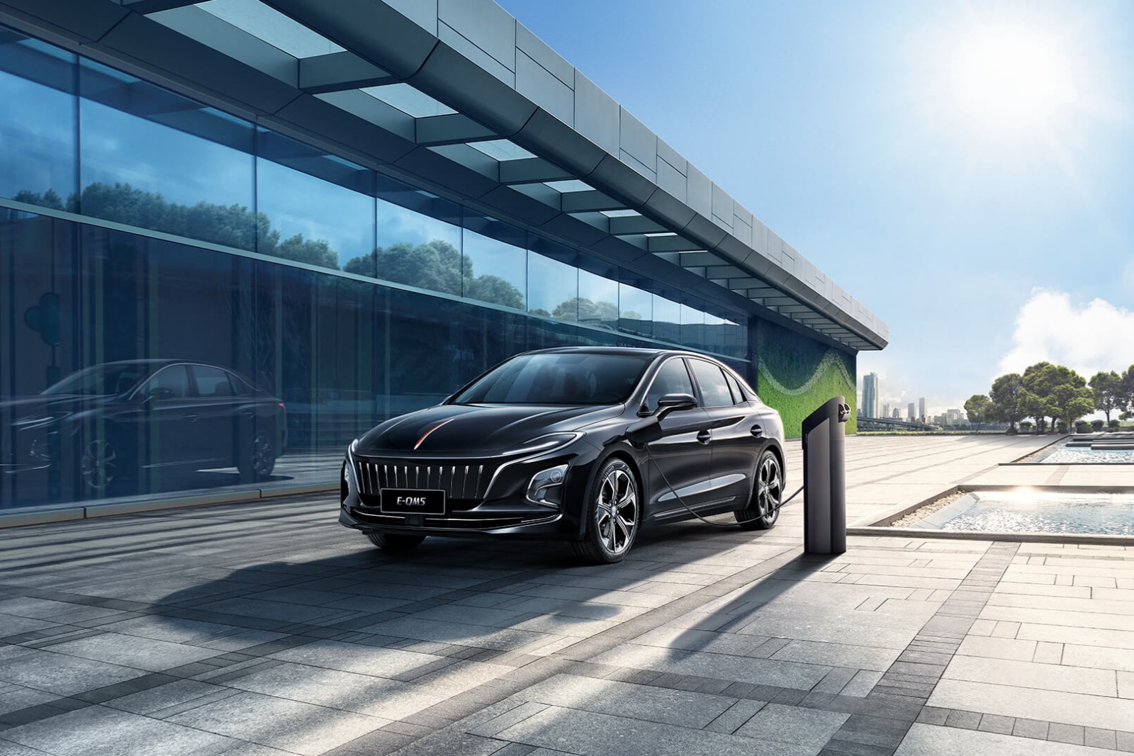 2024款紅旗E-QM5純電(diàn) 450km